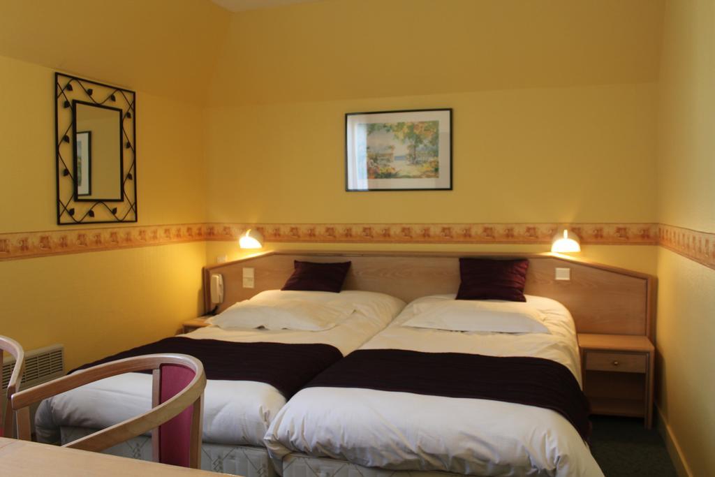 Hotel Des Bains Lancieux Zimmer foto